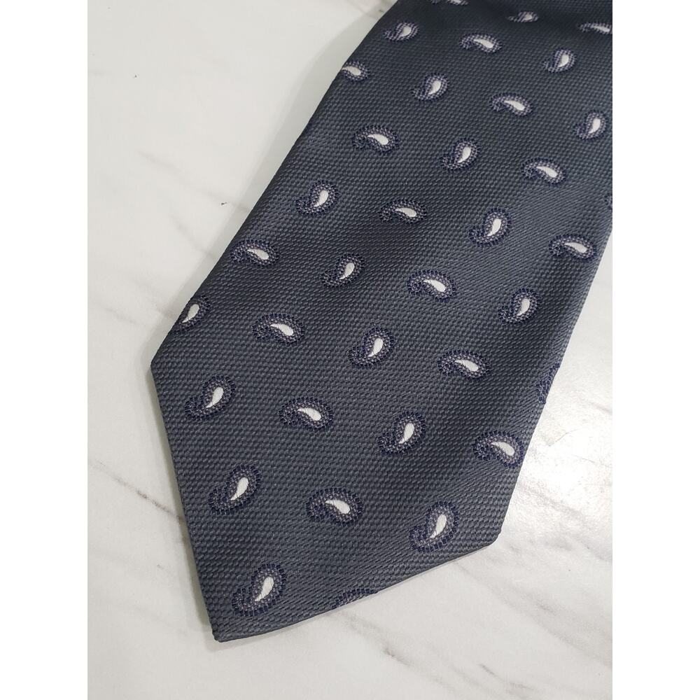 NEW Brooks Brothers 346 Mens 100% Silk Necktie Blue Paisley